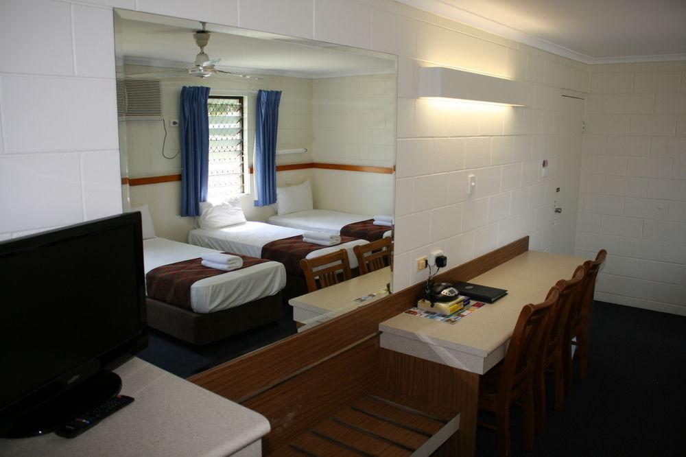 Billabong Lodge Motel Townsville Exterior photo