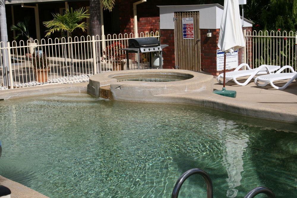 Billabong Lodge Motel Townsville Exterior photo